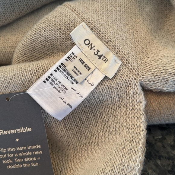 On 34th reversible tight knit wrap sweater cardigan NWT One Size - Picture 9 of 9